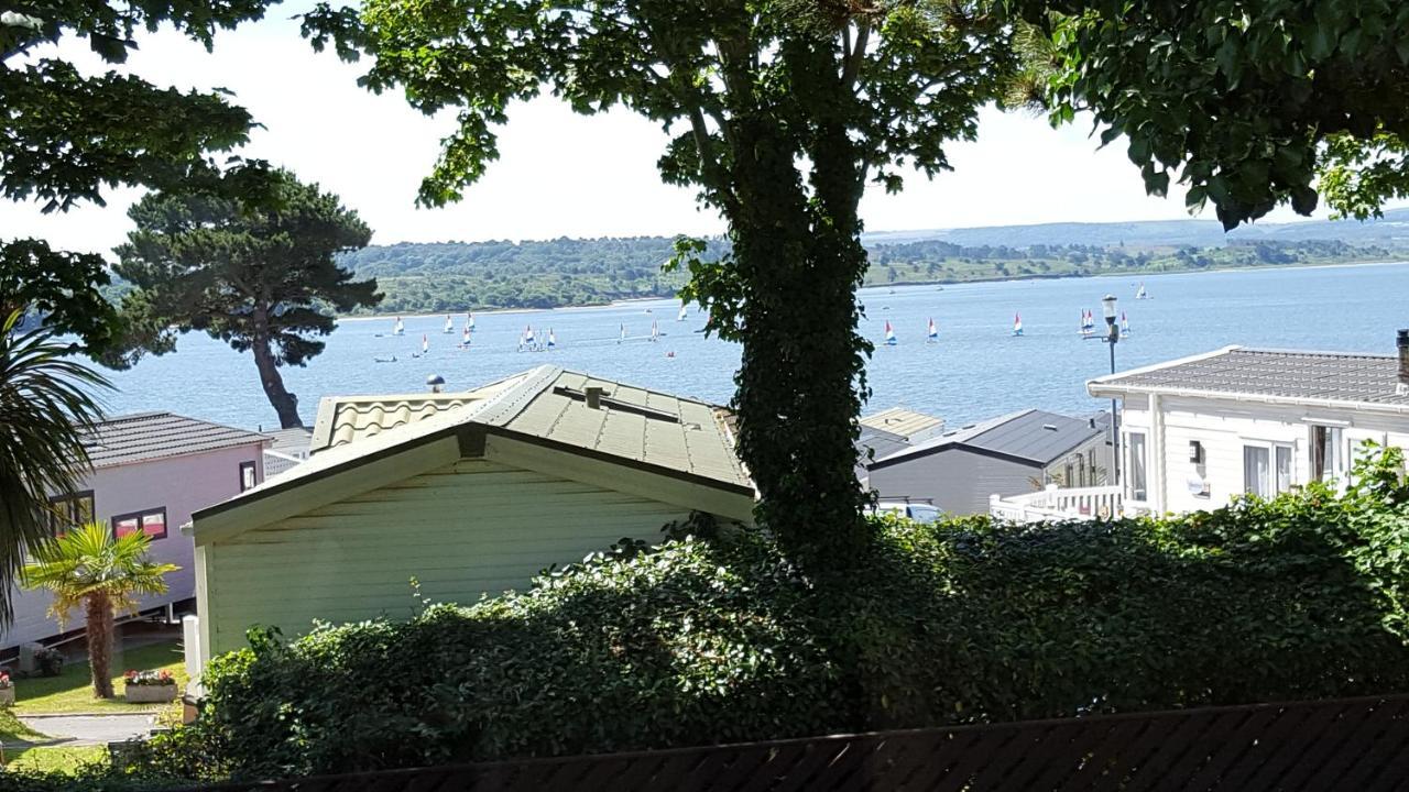 Pine Ridge 59 Rockley Park Poole With Sea View Sleeps Six Hotel Exterior foto