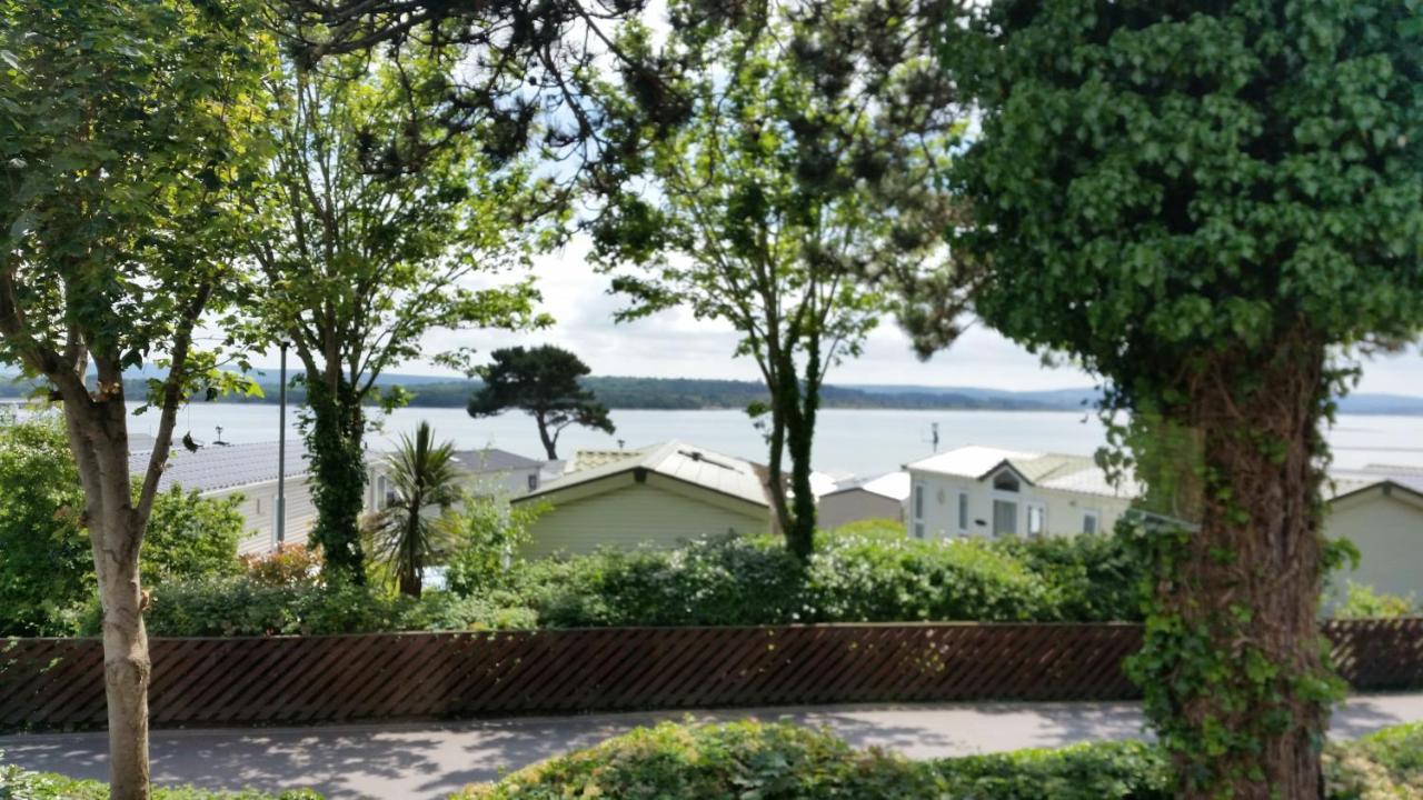 Pine Ridge 59 Rockley Park Poole With Sea View Sleeps Six Hotel Exterior foto